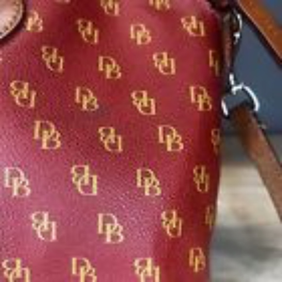 Dooney & Bourke Greta Satchel Handbag Red and Tan Large Purse Used - Picture 7 of 15